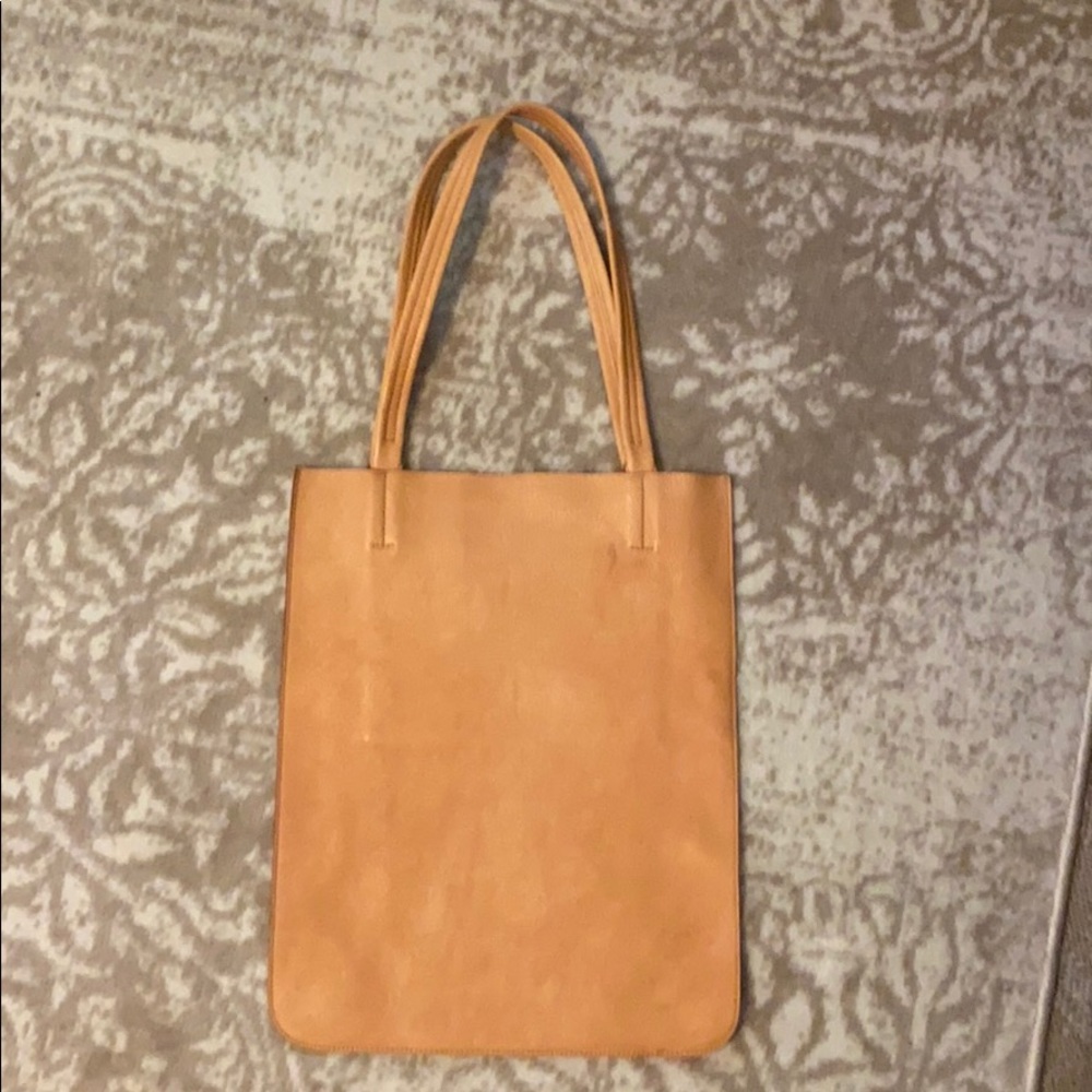 Classic Tan Leather Shoulder Tote Bag